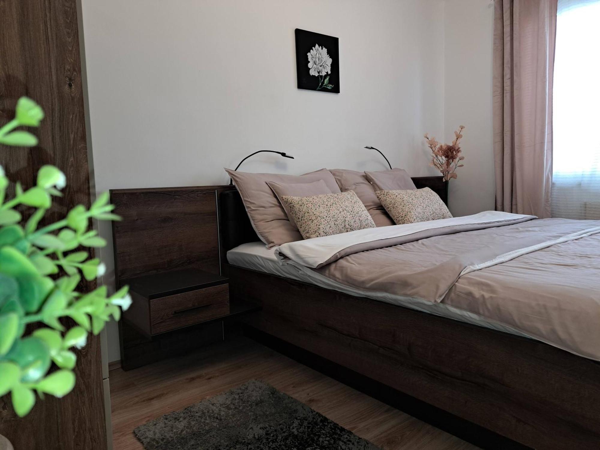 Orient Apartmanhaz Eger Exterior foto