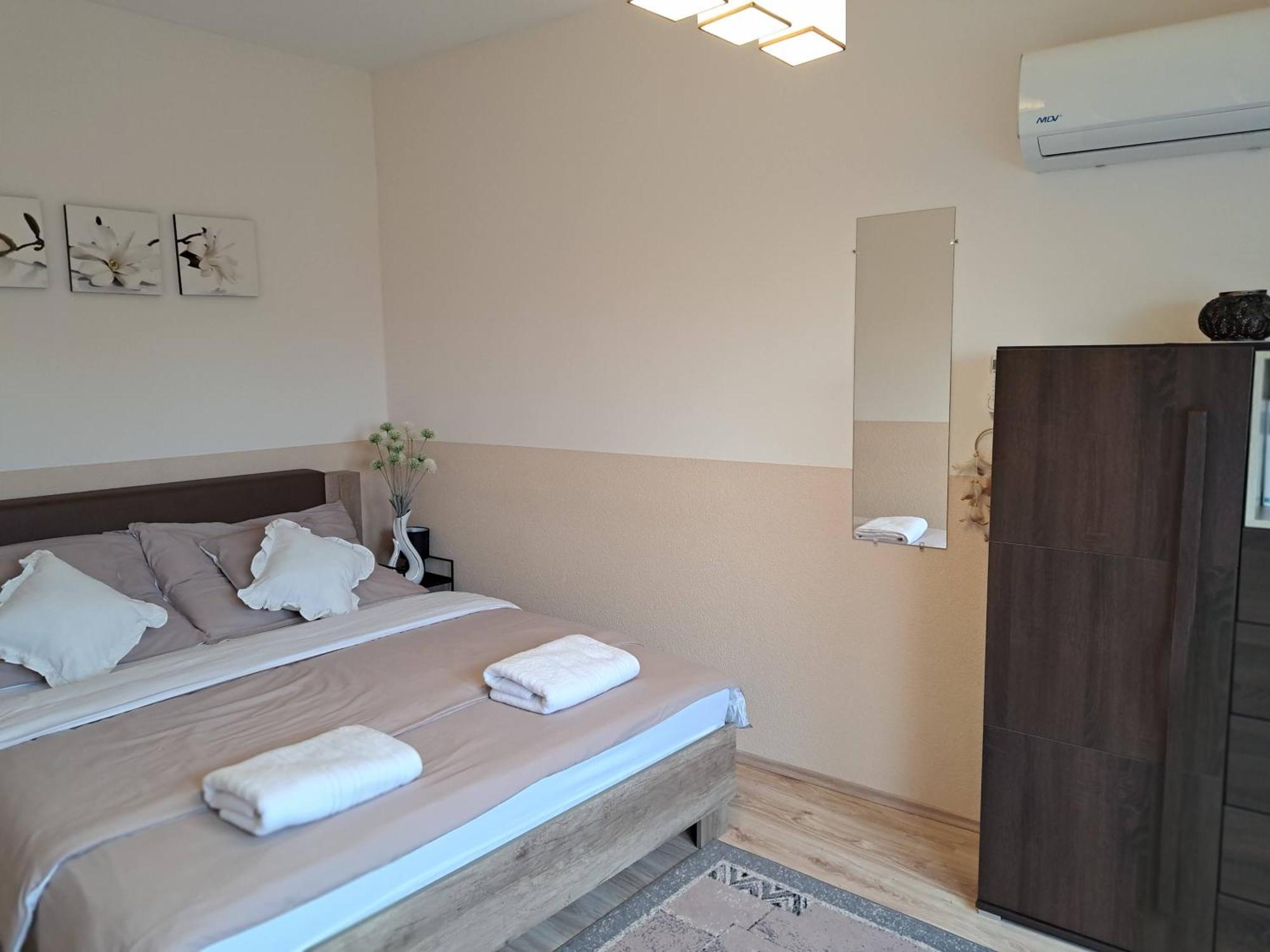 Orient Apartmanhaz Eger Exterior foto