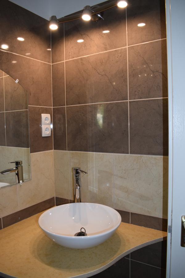 Orient Apartmanhaz Eger Exterior foto